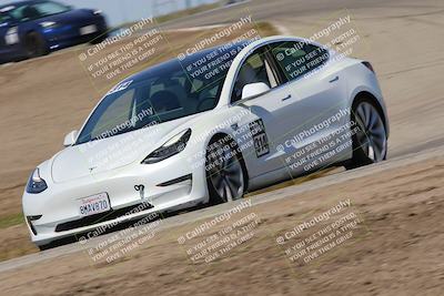 media/Apr-10-2022-Speed Ventures (Sun) [[fb4af86624]]/Teslacorsa B/Grapevine (Session 3)/